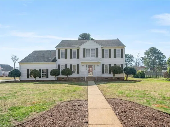 2201 S Pastures Ln, Virginia Beach, VA 23456