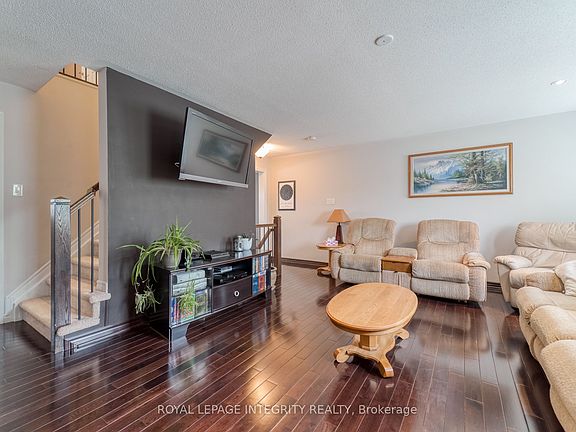 5th image of 2203 River Mist Rd