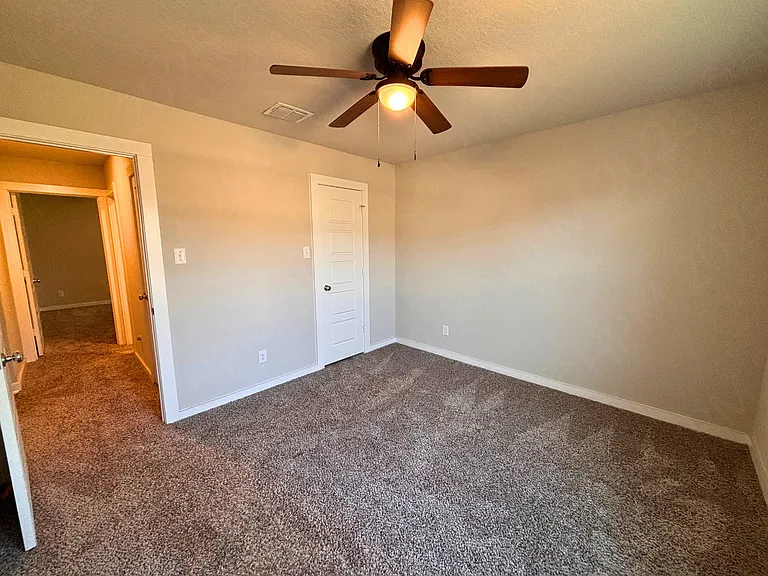 10754 Francisco Way — Photo 4