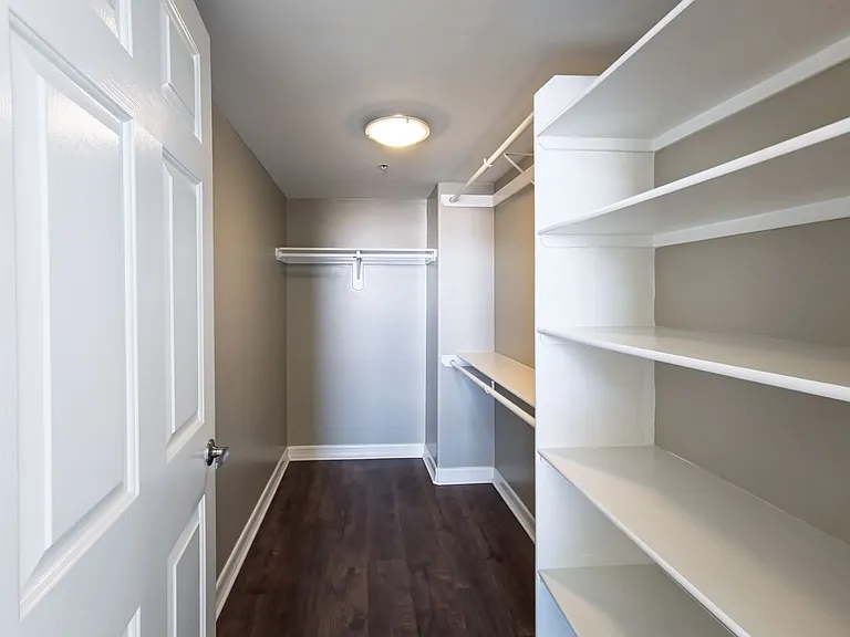 5237 Willowcrest Ave — Photo 31