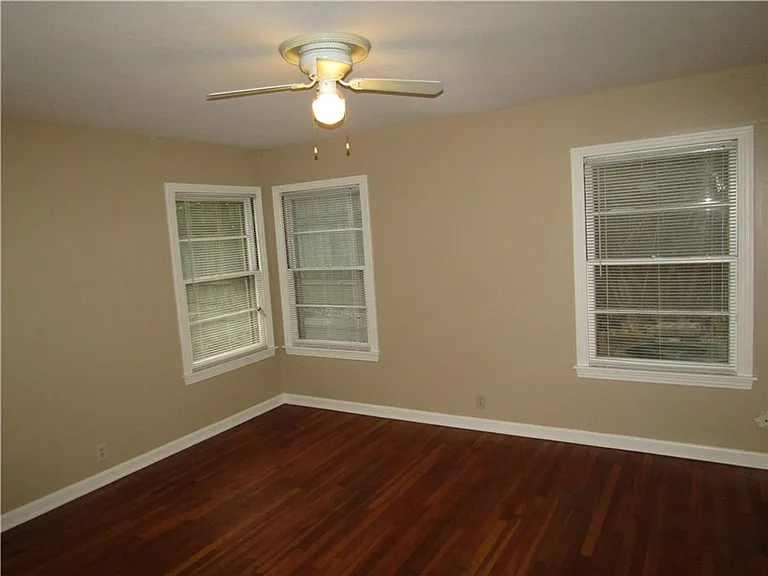 3715 Hollywood Ave — Photo 24