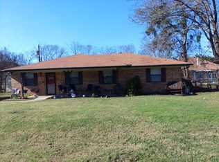 108 McAnally Dr, Mabank, TX 75147