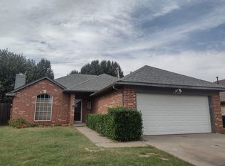 12313 SW 11th St, Yukon, OK 73099