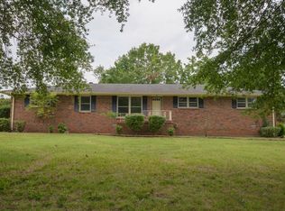 405 Cloverdale Rd, Shelbyville, TN 37160