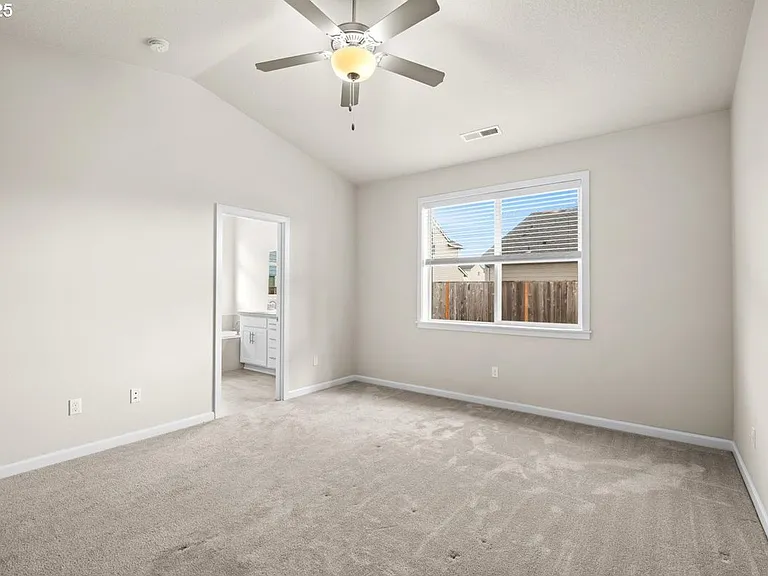 730 E Camellia St — Photo 7