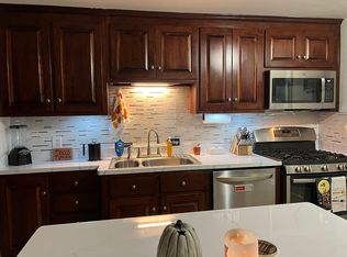 106 Early Ave, Sandston, VA 23150