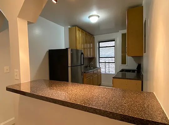 Rented by REAL New York | media 18