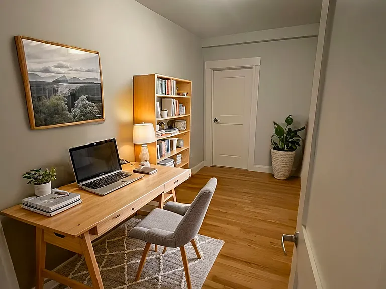 239 Lafayette St #5 — Photo 3
