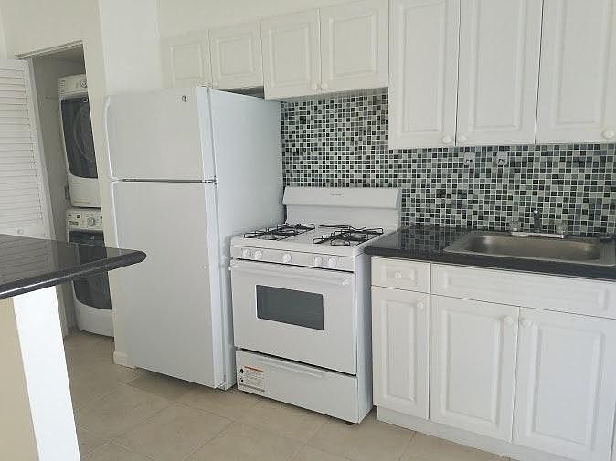 1st image of 5040 NE 2nd Ave #5