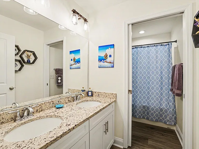 414 Grand Oaks Rd — Photo 33