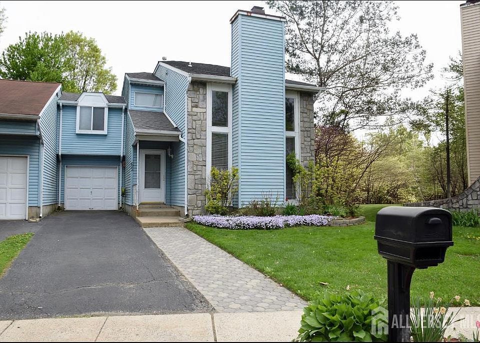 1st image of 65 Allison Rd