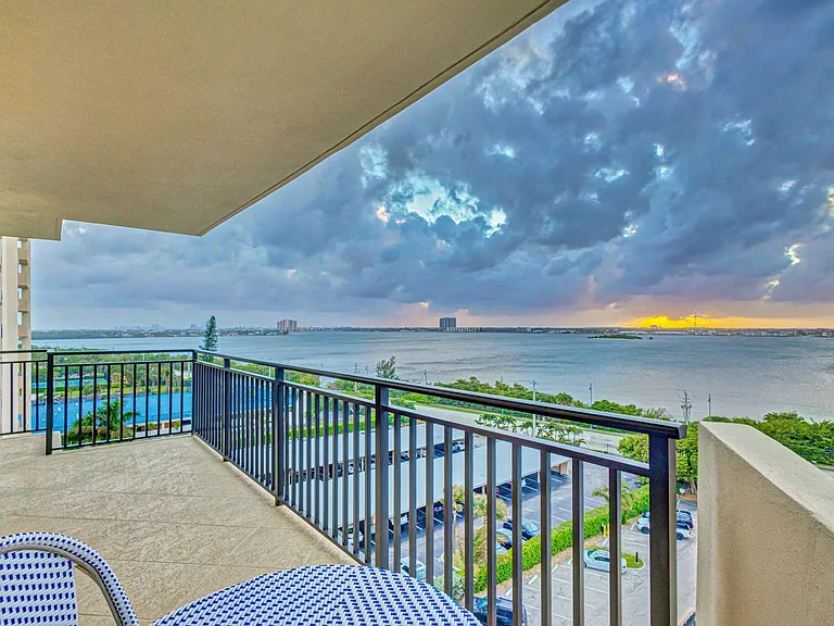 5460 N Ocean Dr #7C — Photo 3