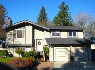 3328 SE 16th Pl, Renton, WA 98058