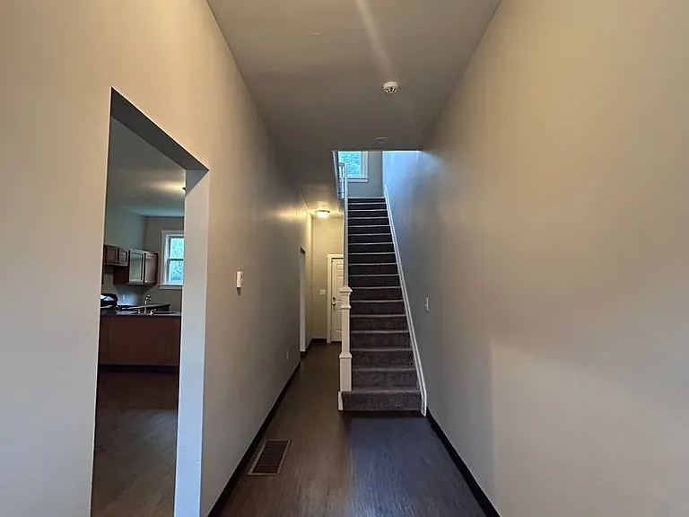 2240 Wilson Ave — Photo 4