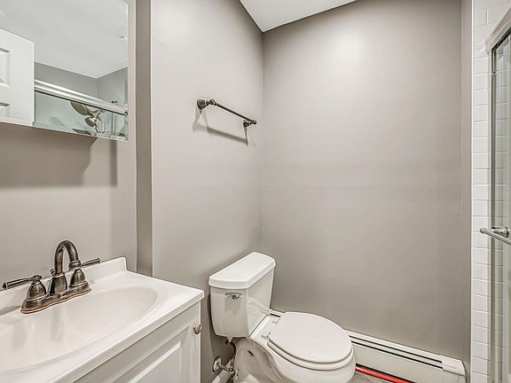 2nd image of 8 Willowbrook Ave