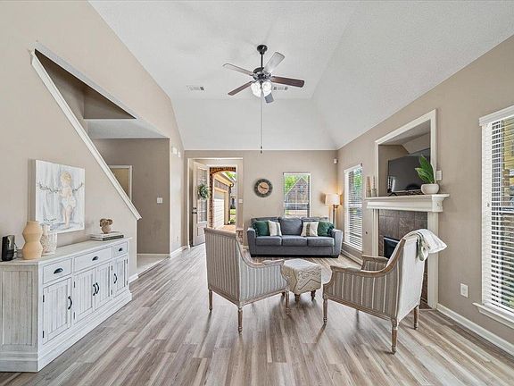 3rd image of 5135 Oliver Grove Ln