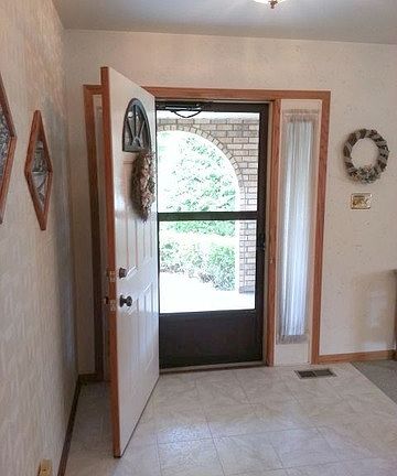 3rd image of 13901 S Teakwood Dr