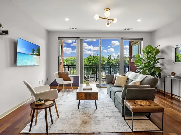 1802 Monroe Street #304, Madison, WI 53711