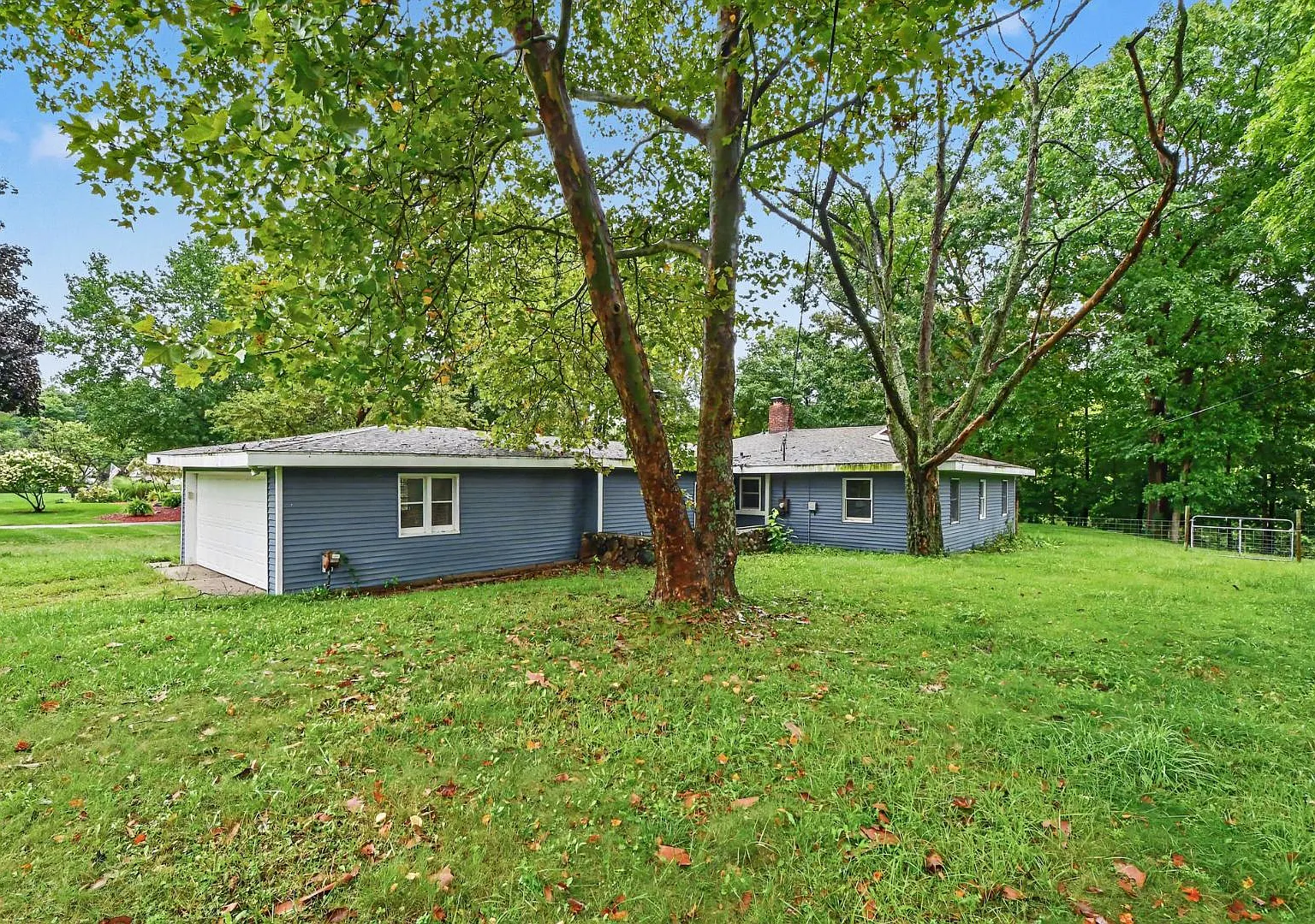7204 Thornapple River Ct SE — Photo 3