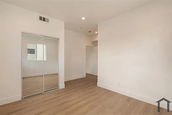 2843 Folsom St #1 — Photo 15