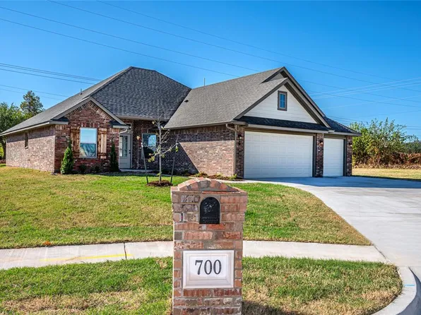 700 Black Mesa Ct, Yukon, OK 73099