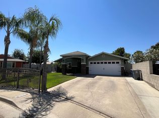 1011 Sindlinger St, Lindsay, CA 93247