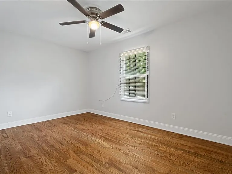 1338 Montreat Ave SW — Photo 7