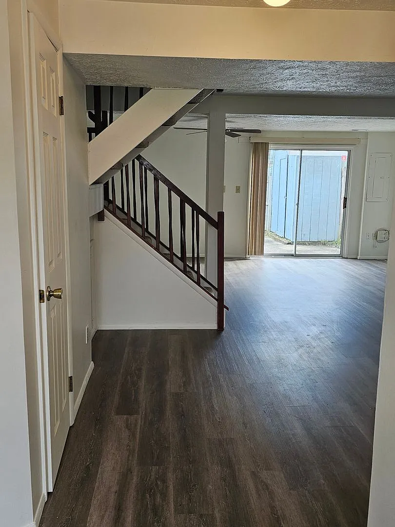 Building Photo - 1337 Vanasse Ct