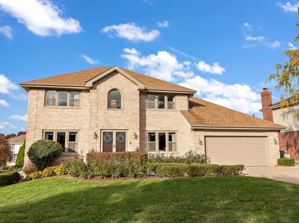 16626 Pear Ave, Orland Park, IL 60467
