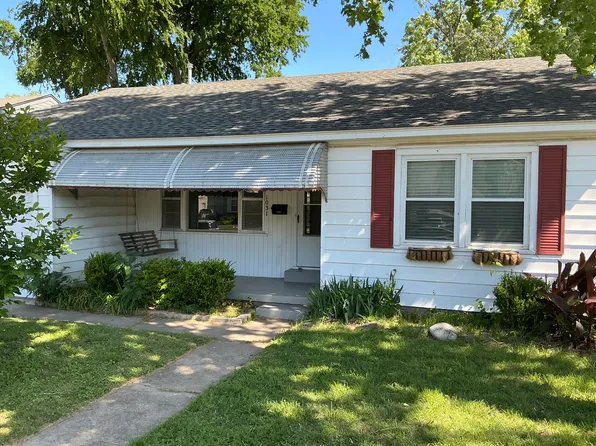 1031 E 37th Pl, Tulsa, OK 74105