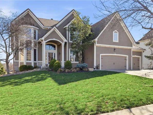 20219 W 93rd St, Lenexa, KS 66220