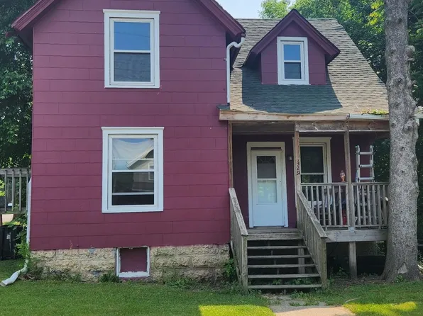 329 N Independence Ave, Rockford, IL 61101