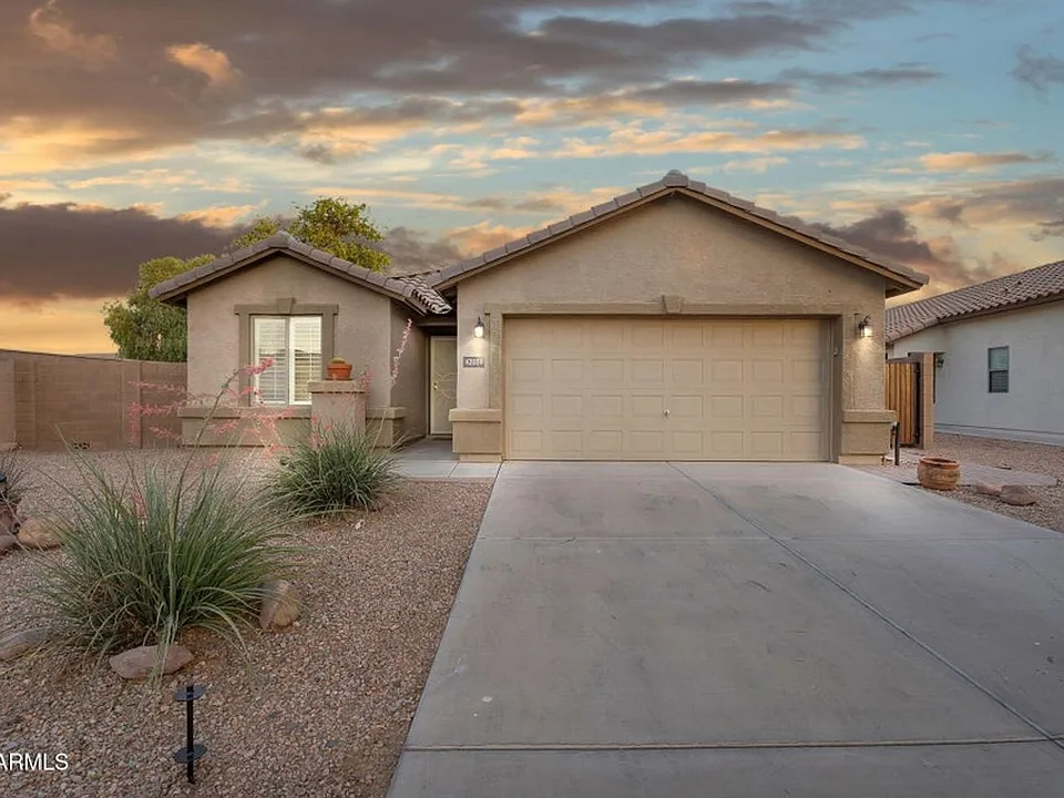 42059 W Cheyenne Dr