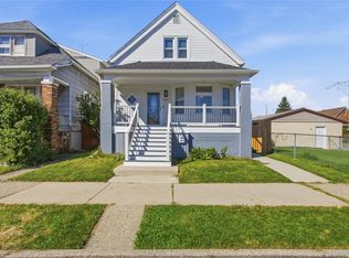 2055 Evaline St, Hamtramck, MI 48212