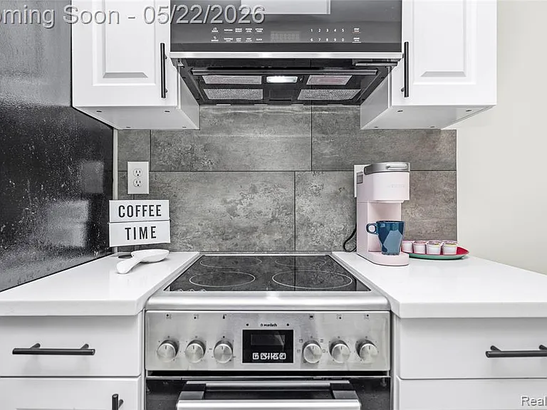 213 1/2 N Main St #ANN — Photo 17