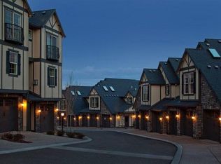 3670 SW Baird St, Portland, OR 97219