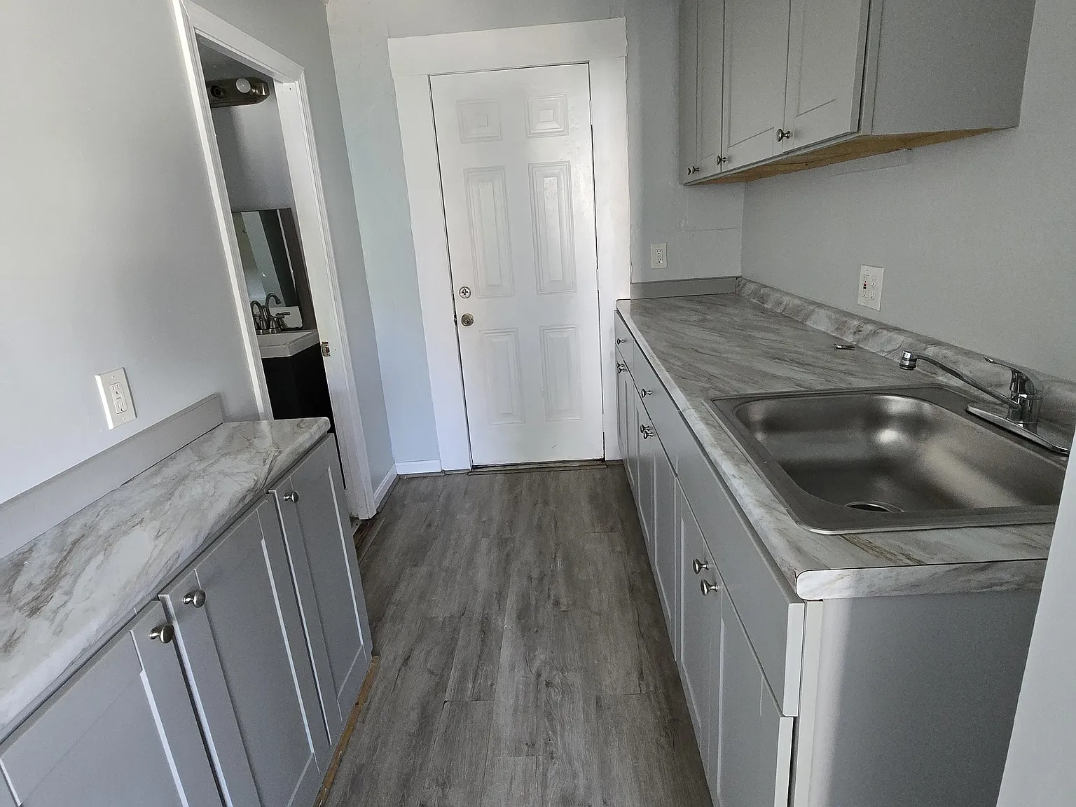 2 bed, $1,595 — Photo 4