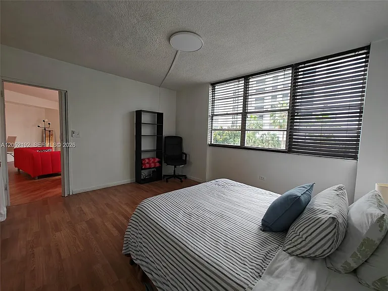 825 Brickell Bay Dr #350 — Photo 51