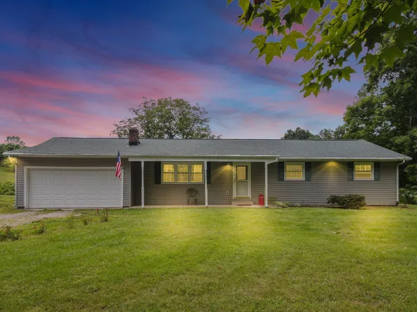 3881 Loop Rd NW, Somerset, OH 43783