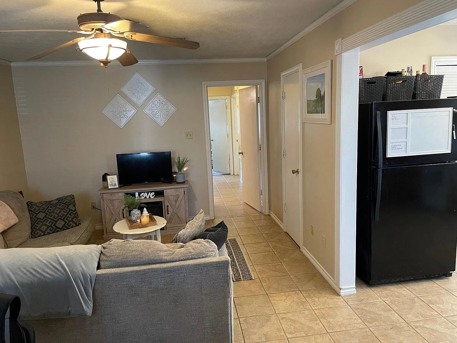 3 bed, 1104 sqft, $1,550 — Photo 3