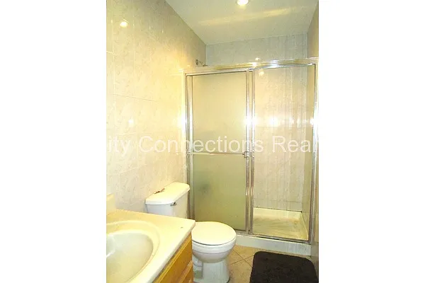 Rented by City Connections Realty | media 52