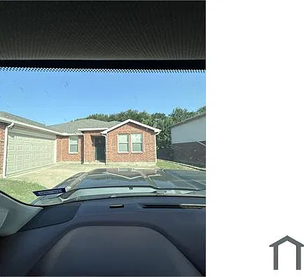4 bed, $3,000 — Photo 2