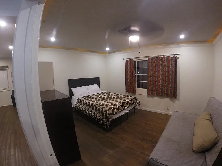 6002 Hazelbrook Ave #3 — Photo 4