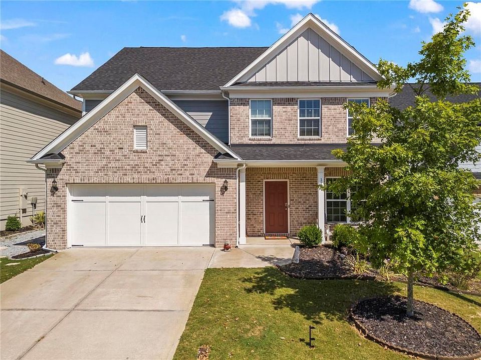 1st image of 118 Woodford Ln