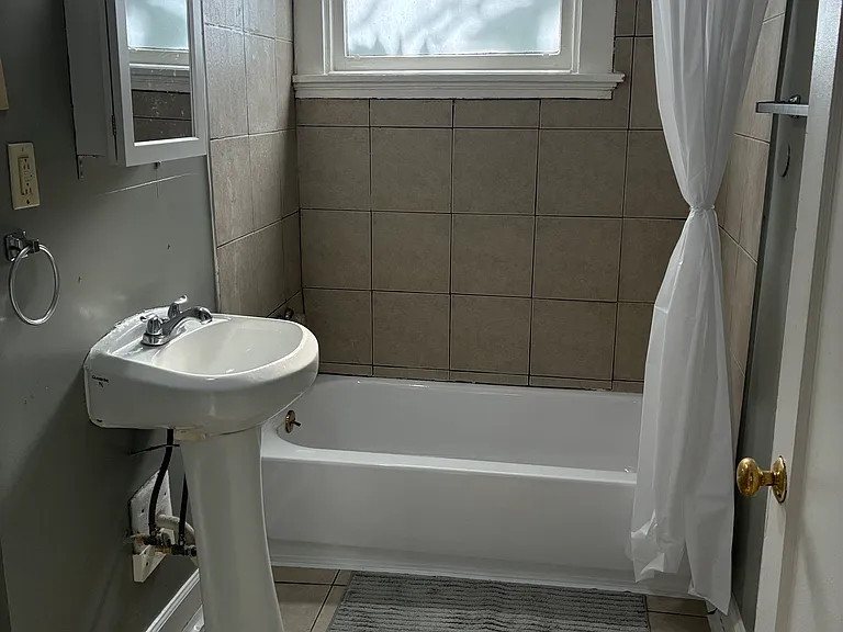 511 Forest Ave #1 — Photo 7