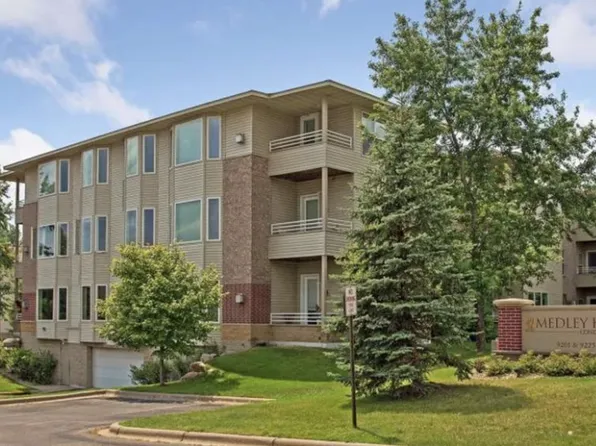 9201 Medicine Lake Rd APT 204, Golden Valley, MN 55427