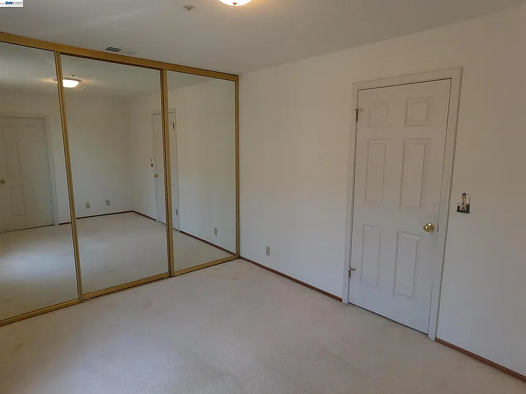 19179 Alpha Ct — Photo 27