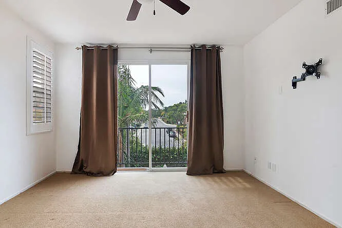 11805 Catania Ct — Photo 19