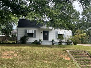 1353 Cambridge Ave, East Point, GA 30344