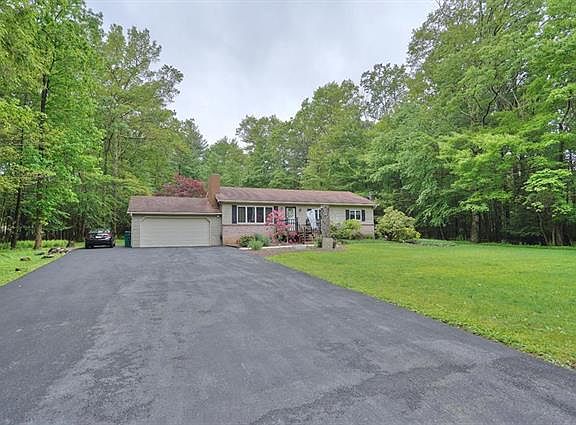 3rd image of 161 Longwoods Dr
